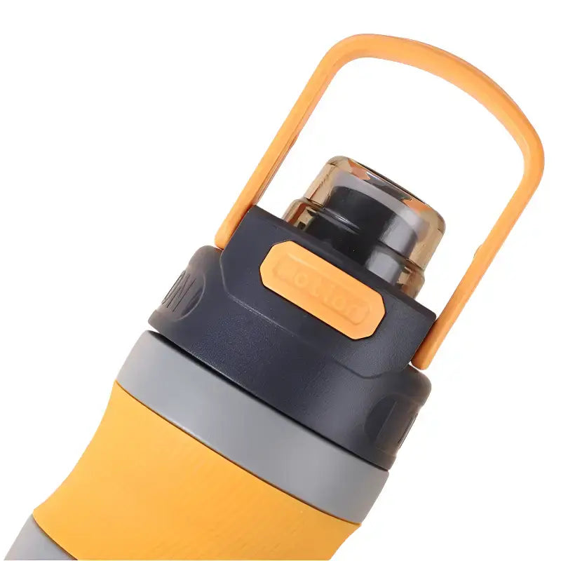 Gourde isotherme paille colorée lifestyle