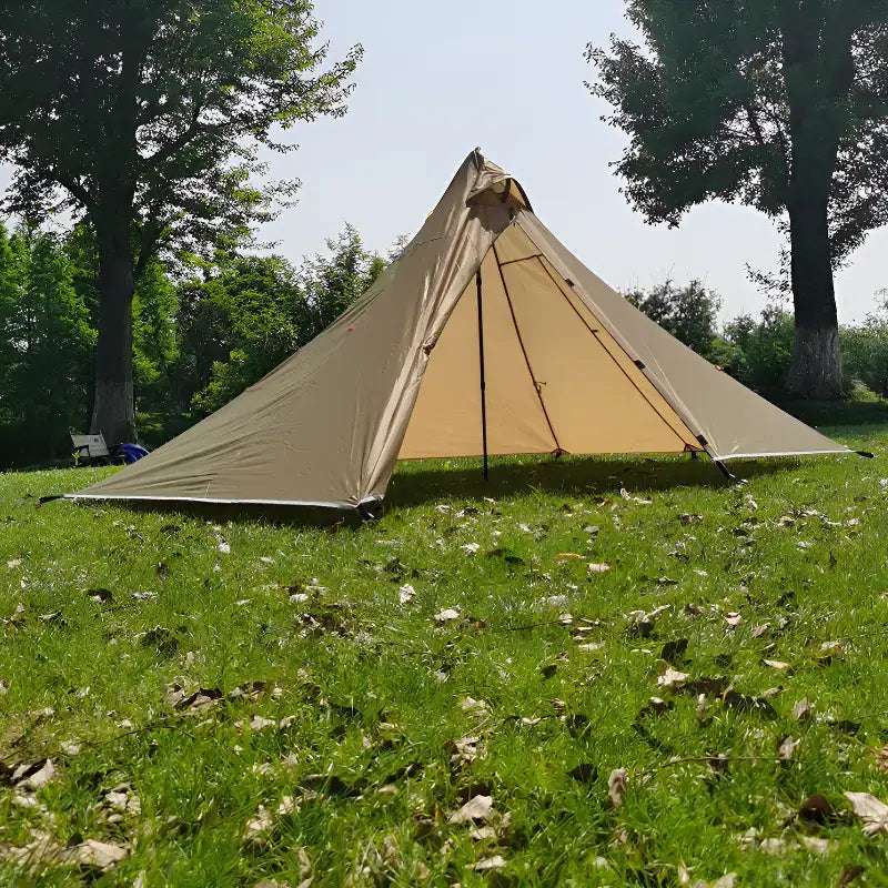 Tente camping pyramide montage bâton