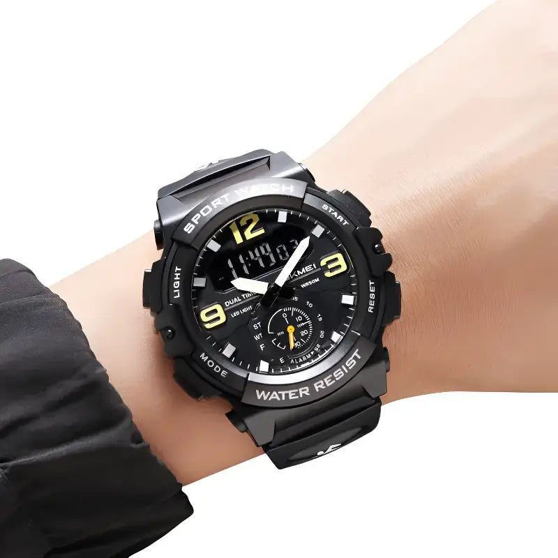 Montre sport homme robuste étanche basique