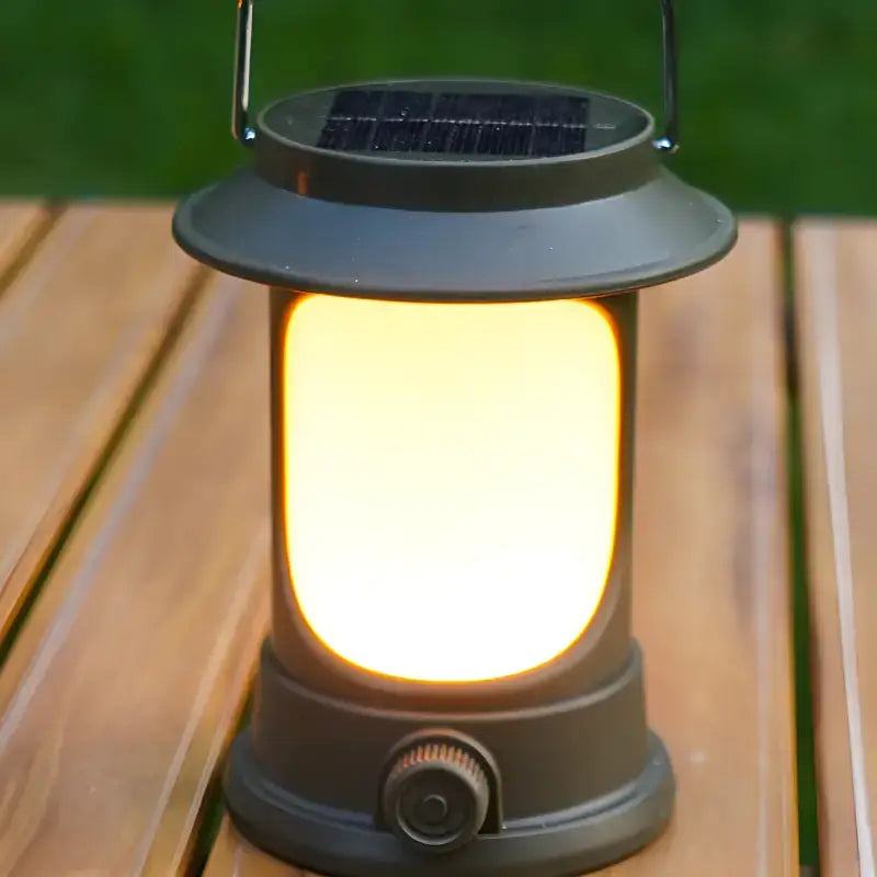 Lampe de camping rechargeable compacte basique