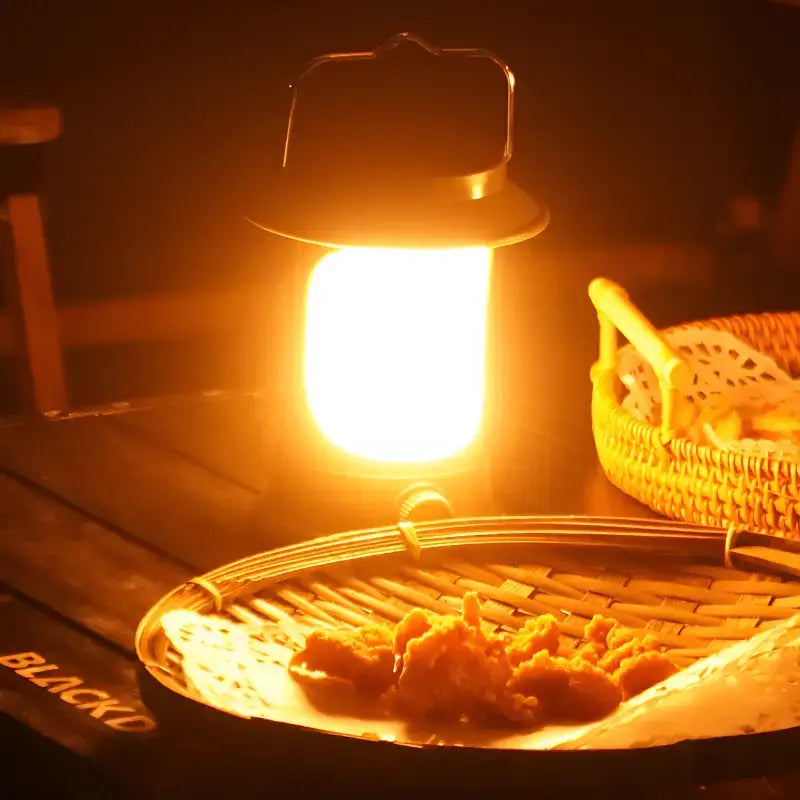 Lampe de camping rechargeable compacte basique