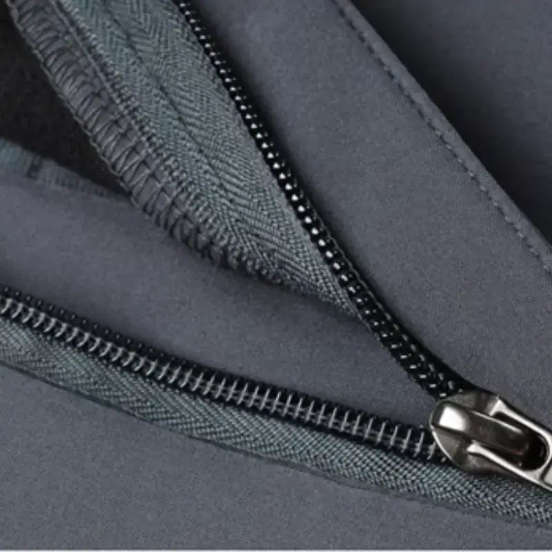 Pantalon imperméable homme pour randonné en montage