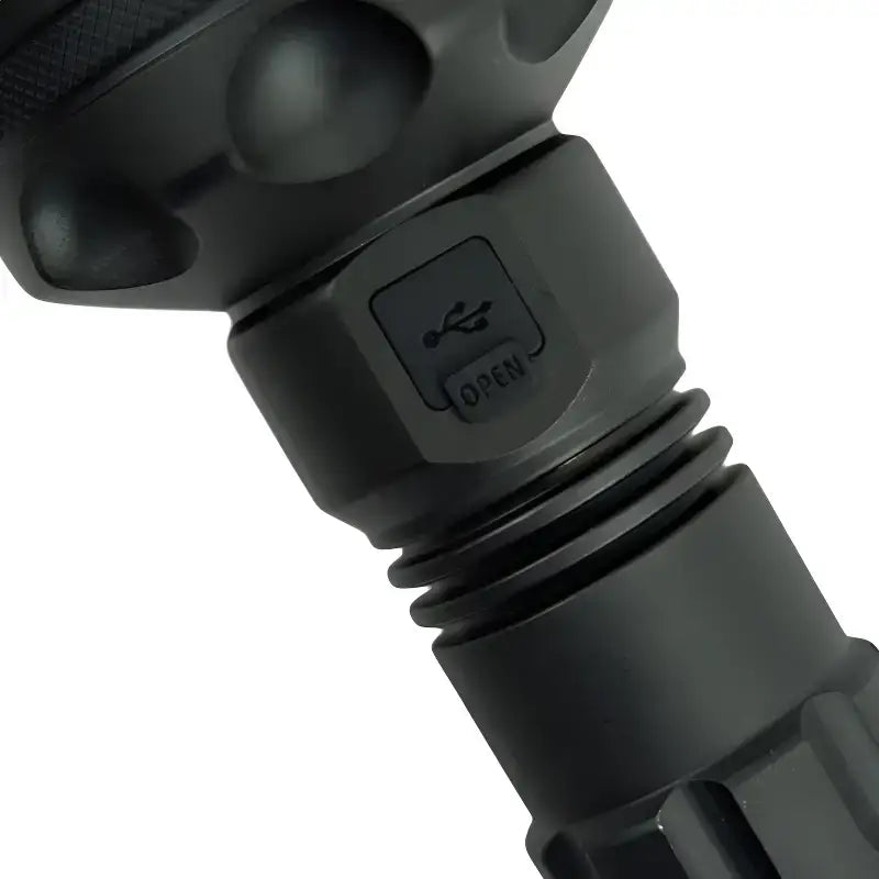 Lampe torche rechargeable puissant