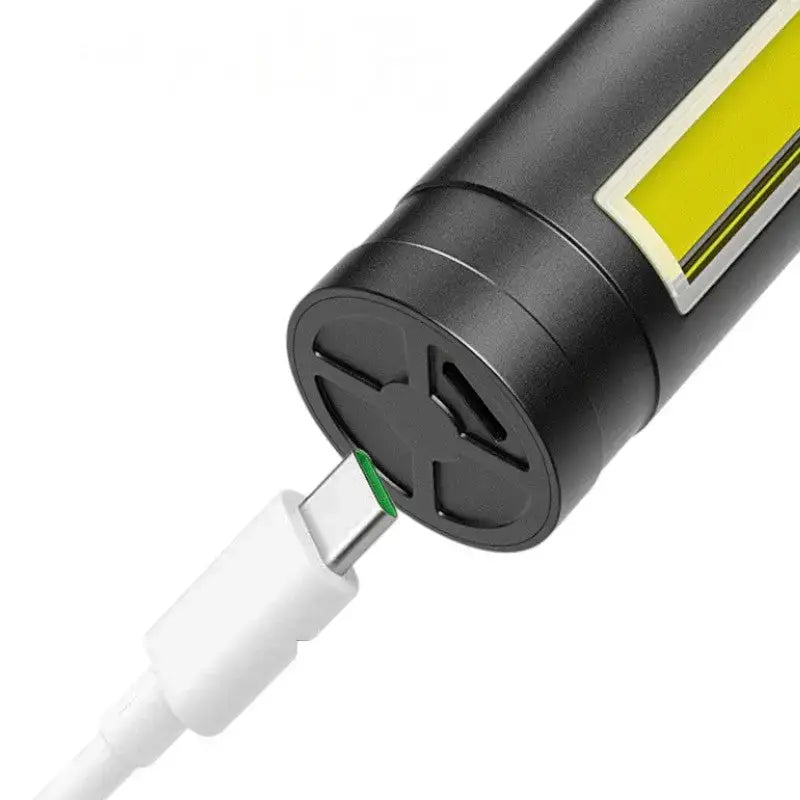 Lampe torche led rechargeable performant