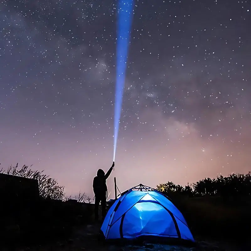 Lampe torche tactique très haute puissance
