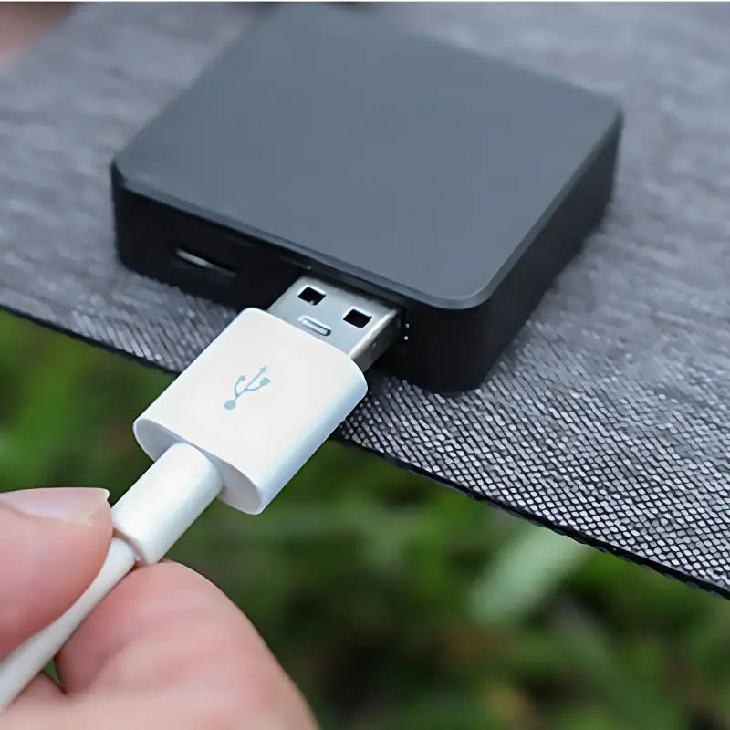 Panneau solaire pour randonnée robuste