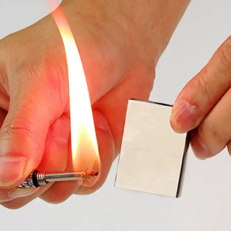 Allume-feu survie compact métal rechargeable