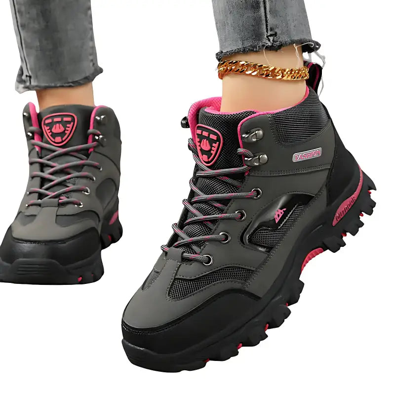 Basket de randonnée montante femme cuir synthétique