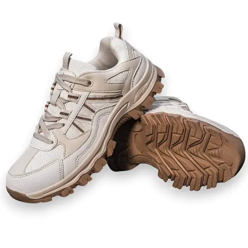 Baskets randonnée femme nature camping
