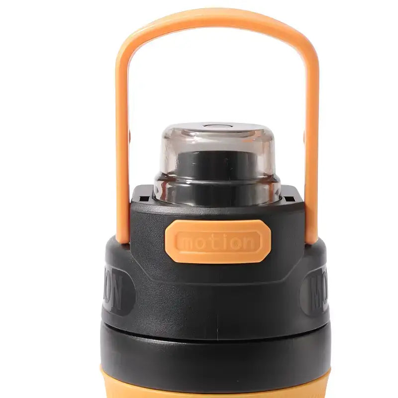 Gourde isotherme paille colorée lifestyle