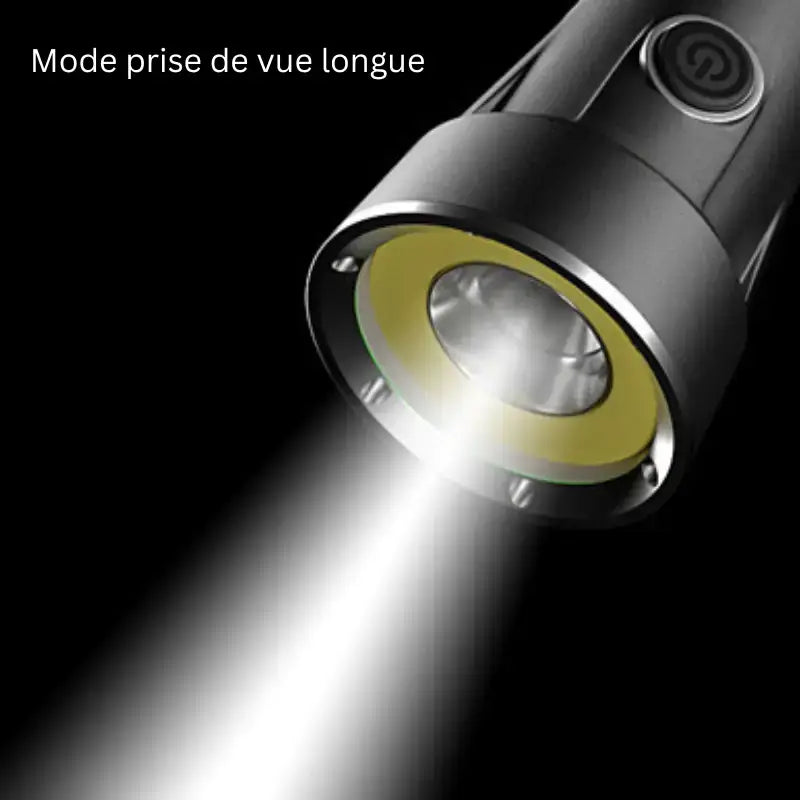 Lampe torche puissante trekking haute qualité