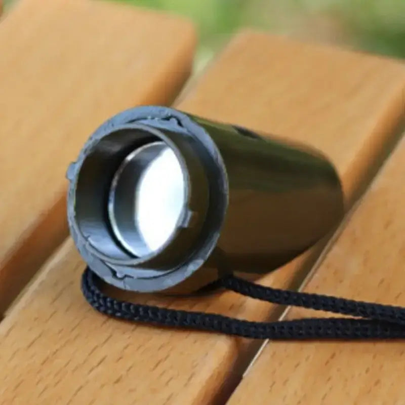 Boussole de survie 7en1