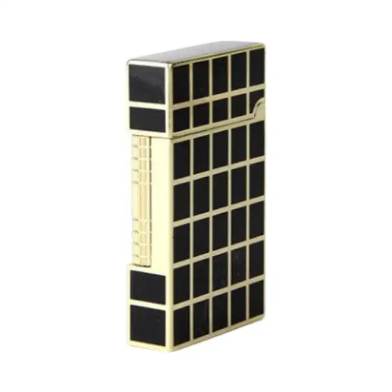 Briquet tempête damier doré esthétique