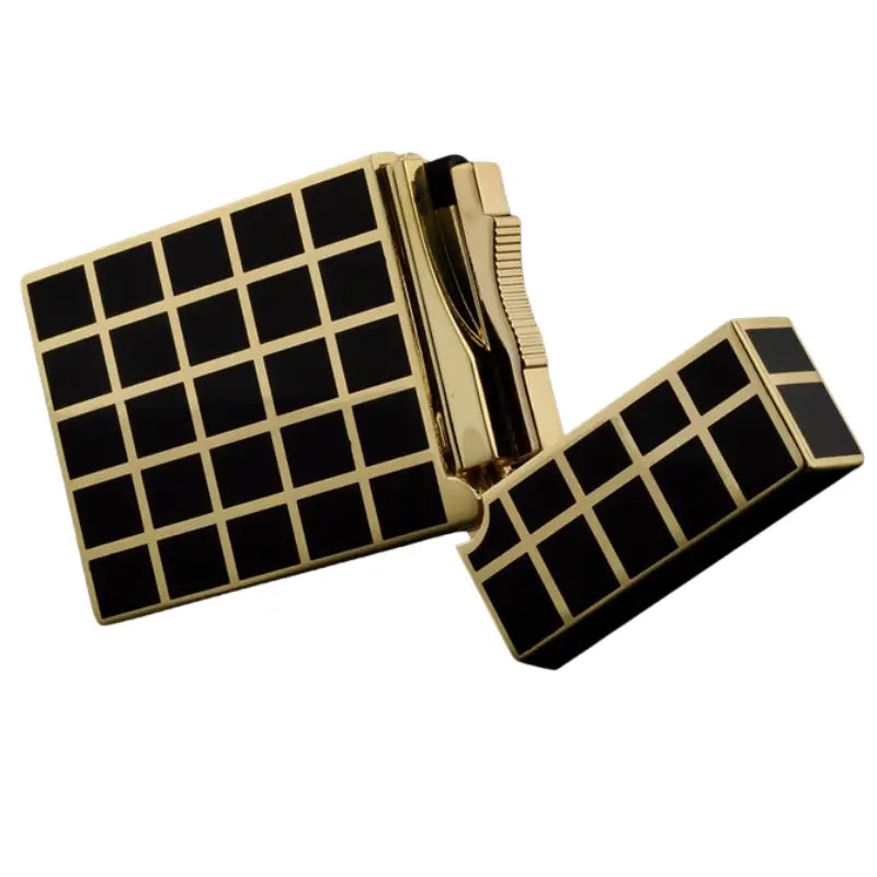 Briquet tempête damier doré esthétique