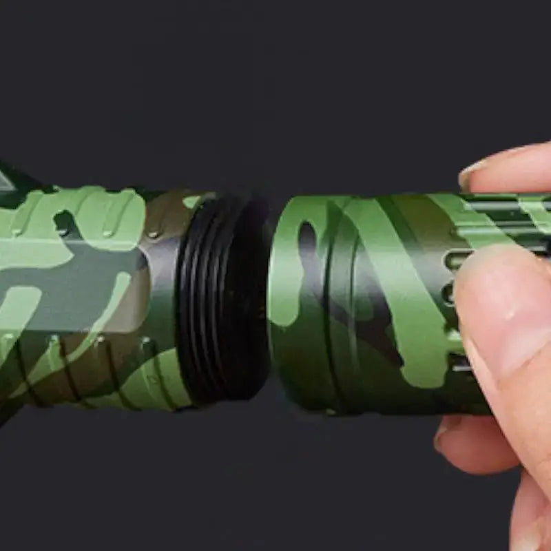 Briquet tempête lampe torche intégrée
