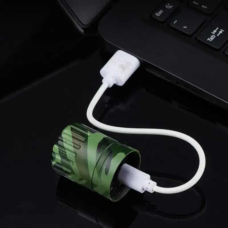 Briquet tempête lampe torche intégrée