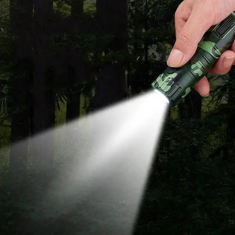Briquet tempête lampe torche intégrée
