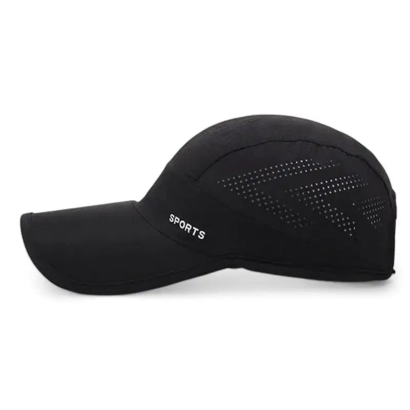 Casquette noire randonnée sport