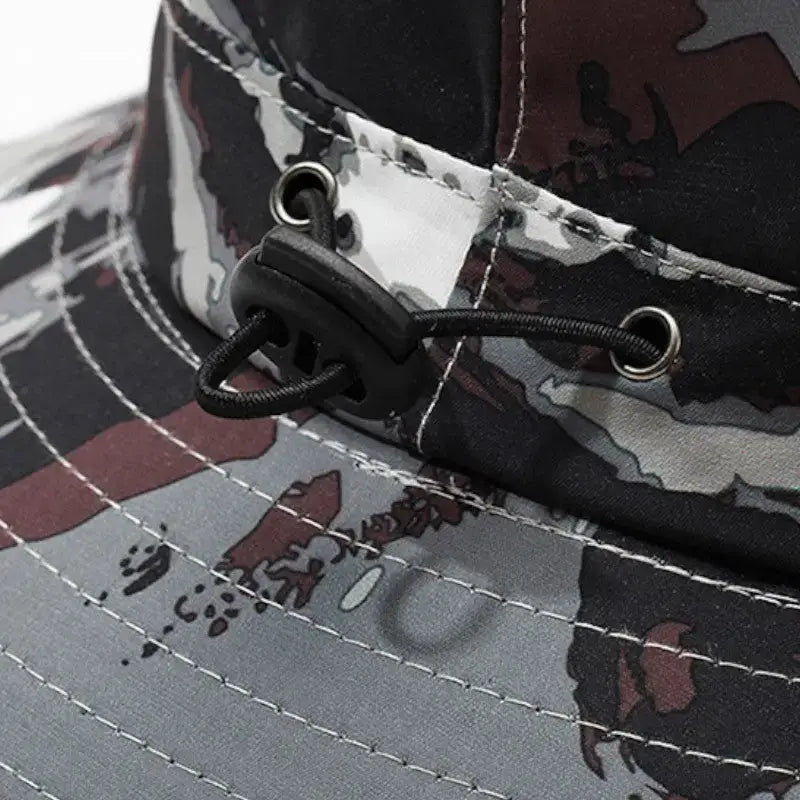 Chapeau randonnée camouflage urbain artistique