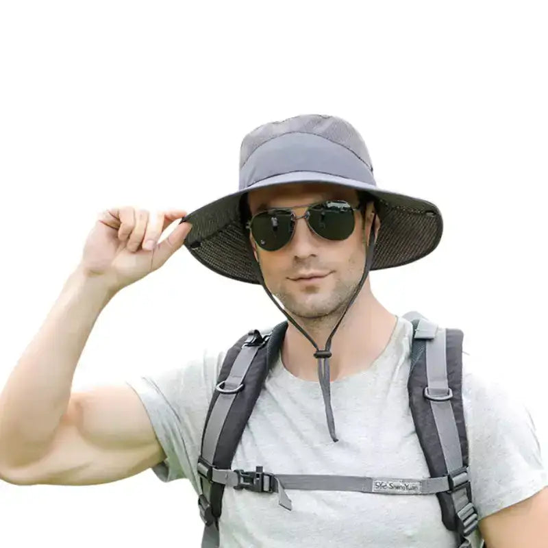 Chapeau de randonnée homme tout terrain