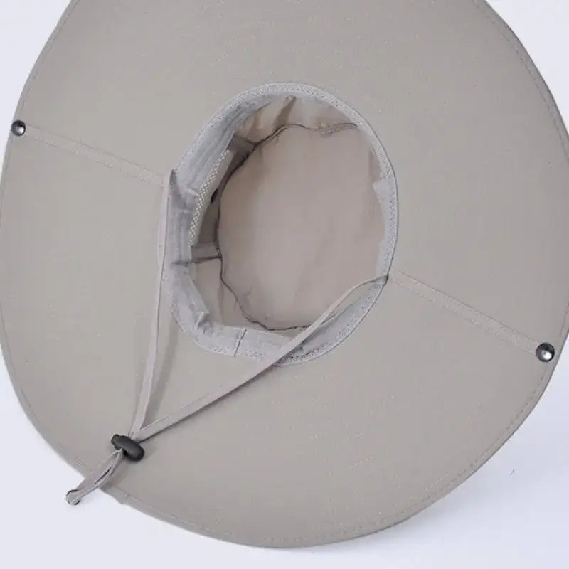 Chapeau de randonnée solaire