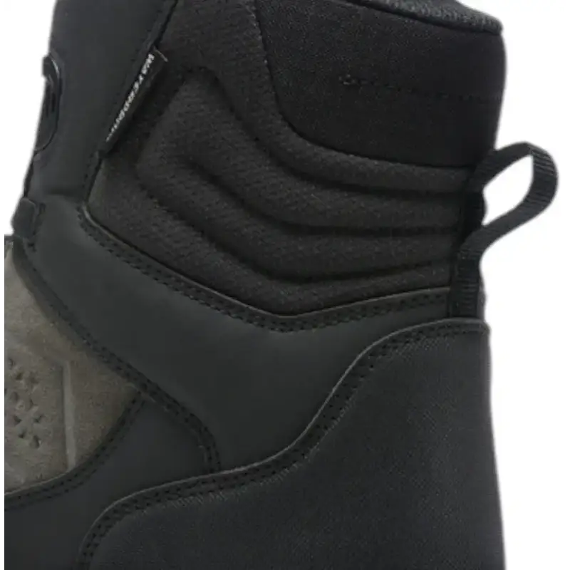 Chaussure pour grand froid