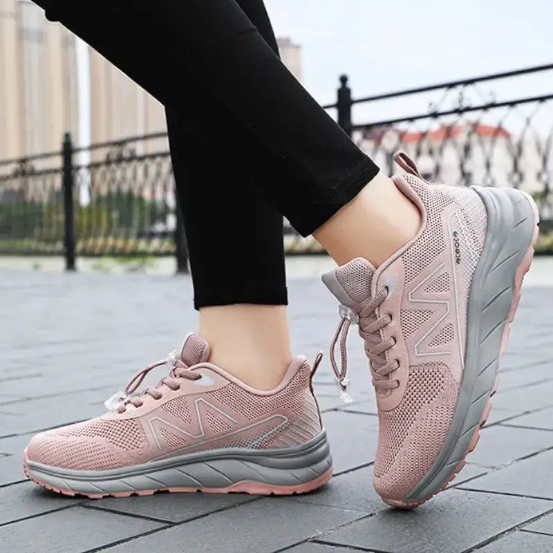 Chaussure de marche légère semelle souple