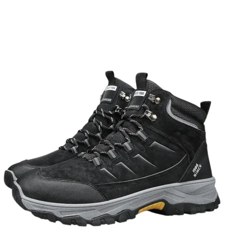 Chaussure de marche montante grip renforcé