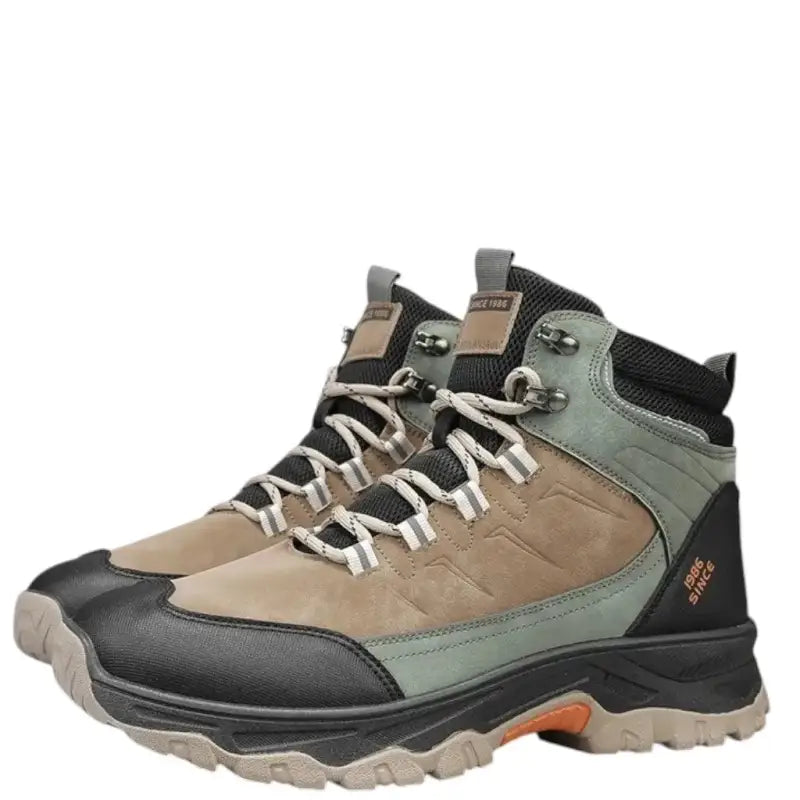 Chaussure de marche montante grip renforcé