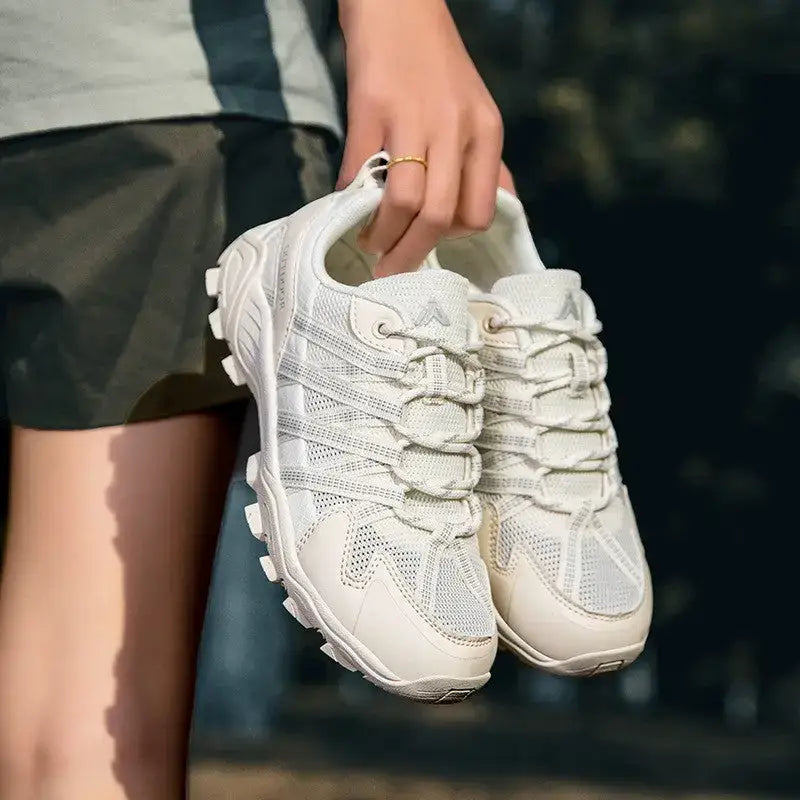 Chaussure de marche résistante mixte