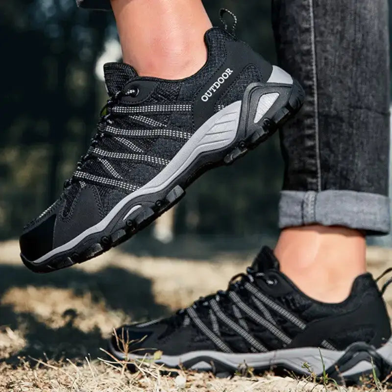 Chaussure de marche résistante mixte