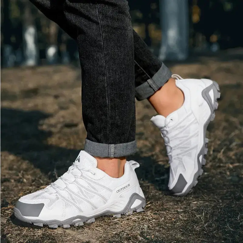 Chaussure de marche résistante mixte