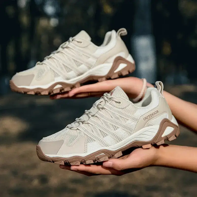 Chaussure de marche résistante mixte