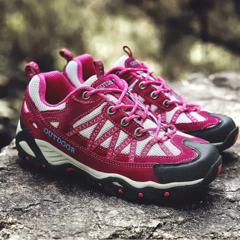 Chaussure de marche tout terrain polyvalente