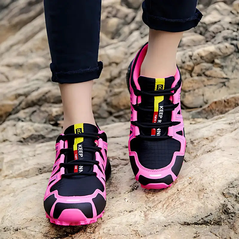Chaussure randonnée femme sentier camping