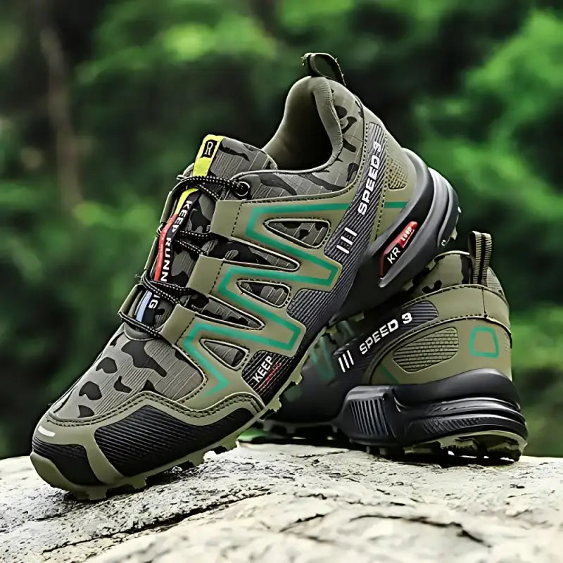 Chaussure randonnée femme sentier camping
