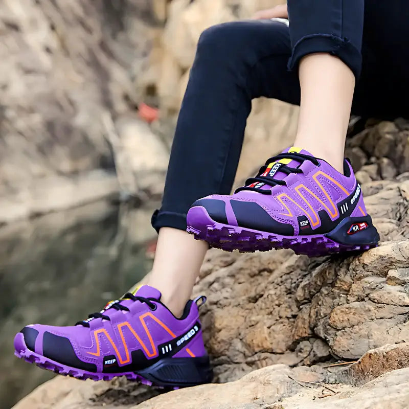 Chaussure randonnée femme sentier camping