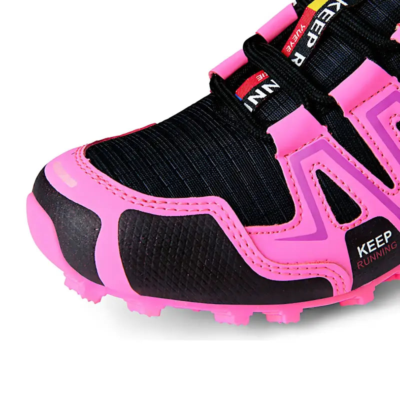 Chaussure randonnée femme sentier camping
