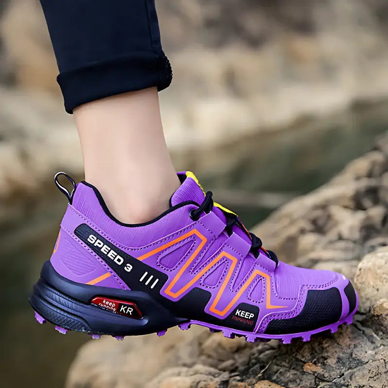 Chaussure randonnée femme sentier camping