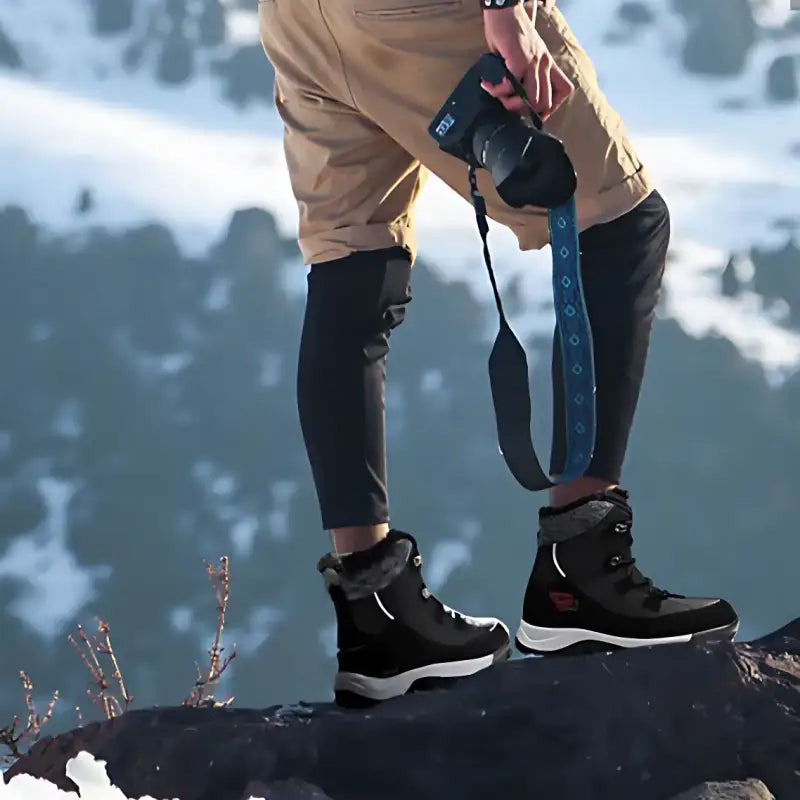 Chaussure randonnée grand froid trekking robuste