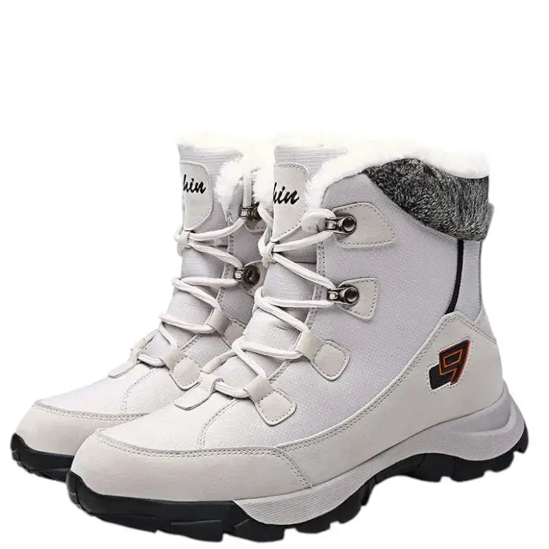 Chaussure randonnée grand froid trekking robuste