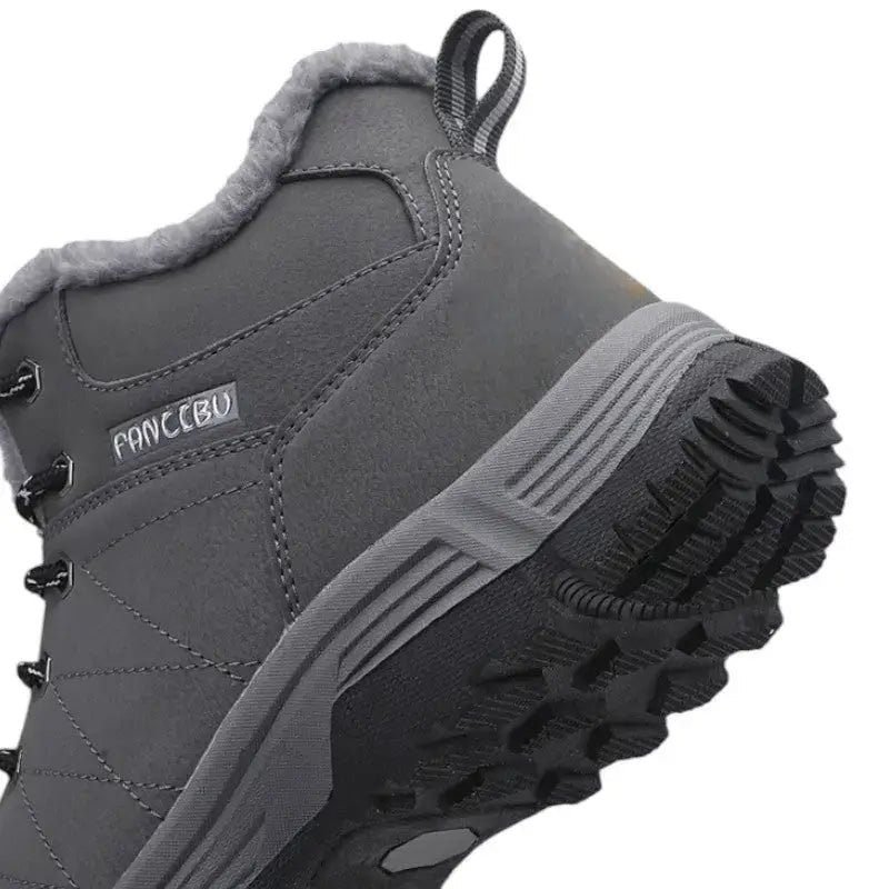 Chaussure randonnée hiver isolée chaude