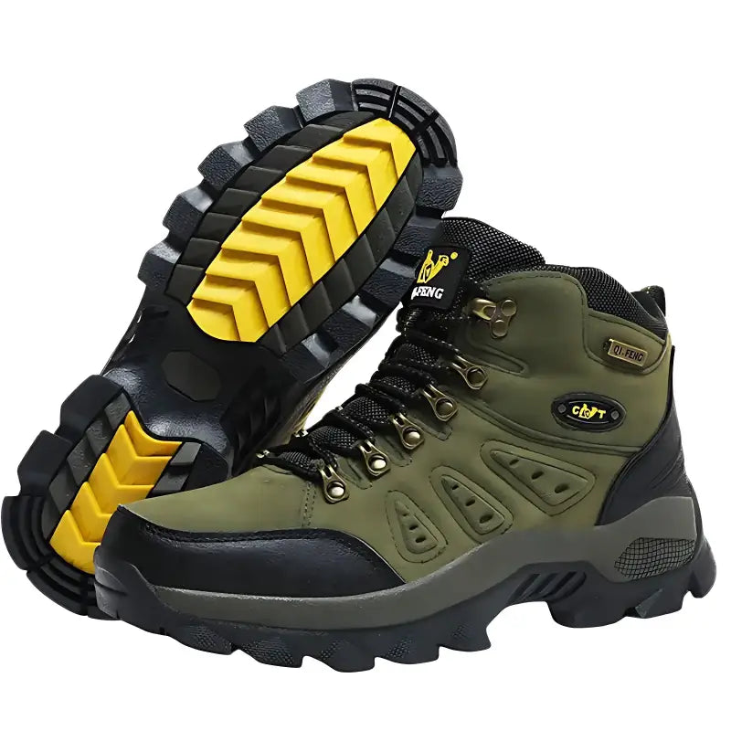 Chaussure de randonnée montante isolée chaude