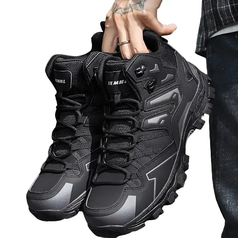 Chaussure de randonnée noire 357g légère