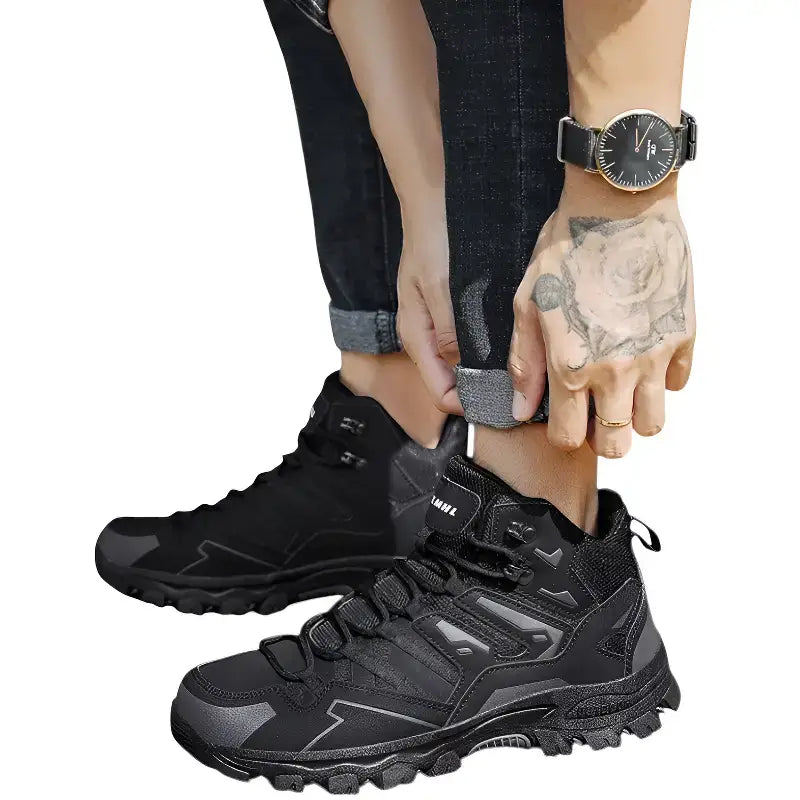 Chaussure de randonnée noire 357g légère