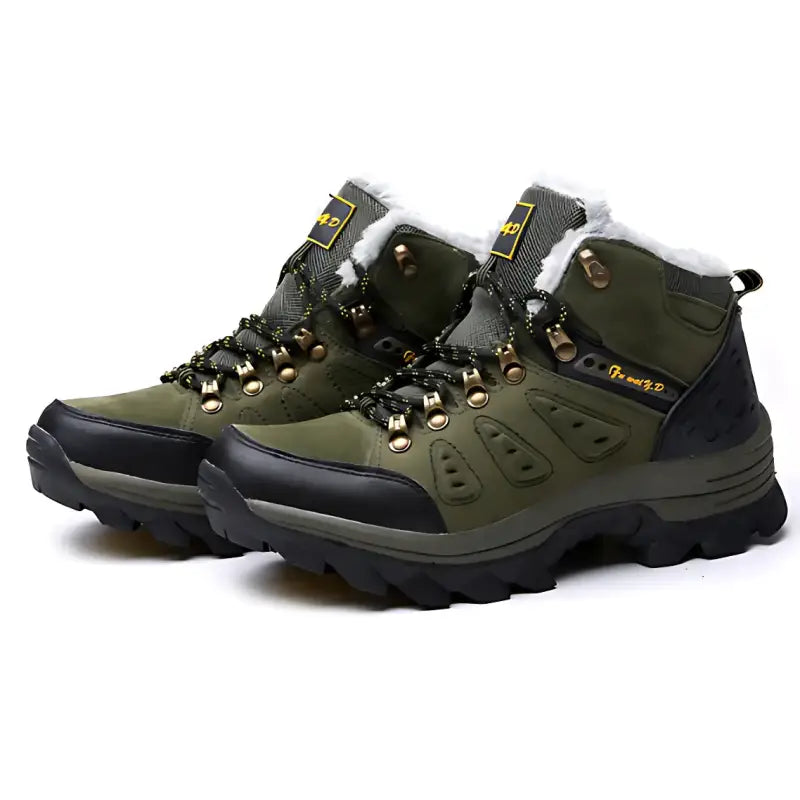 Chaussures grand froid homme isolées