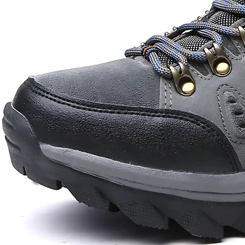 Chaussures grand froid homme isolées