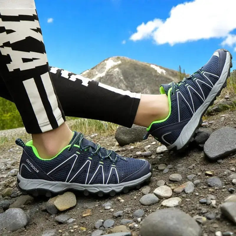 Chaussures de randonnée basses femme basiques