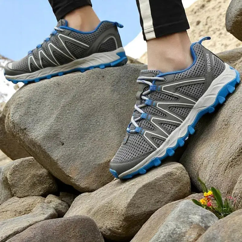 Chaussures de randonnée basses femme basiques