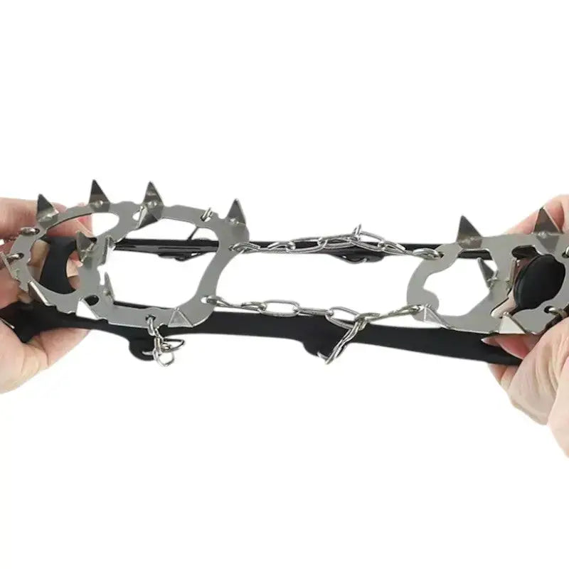 Crampon chaussure de randonnée